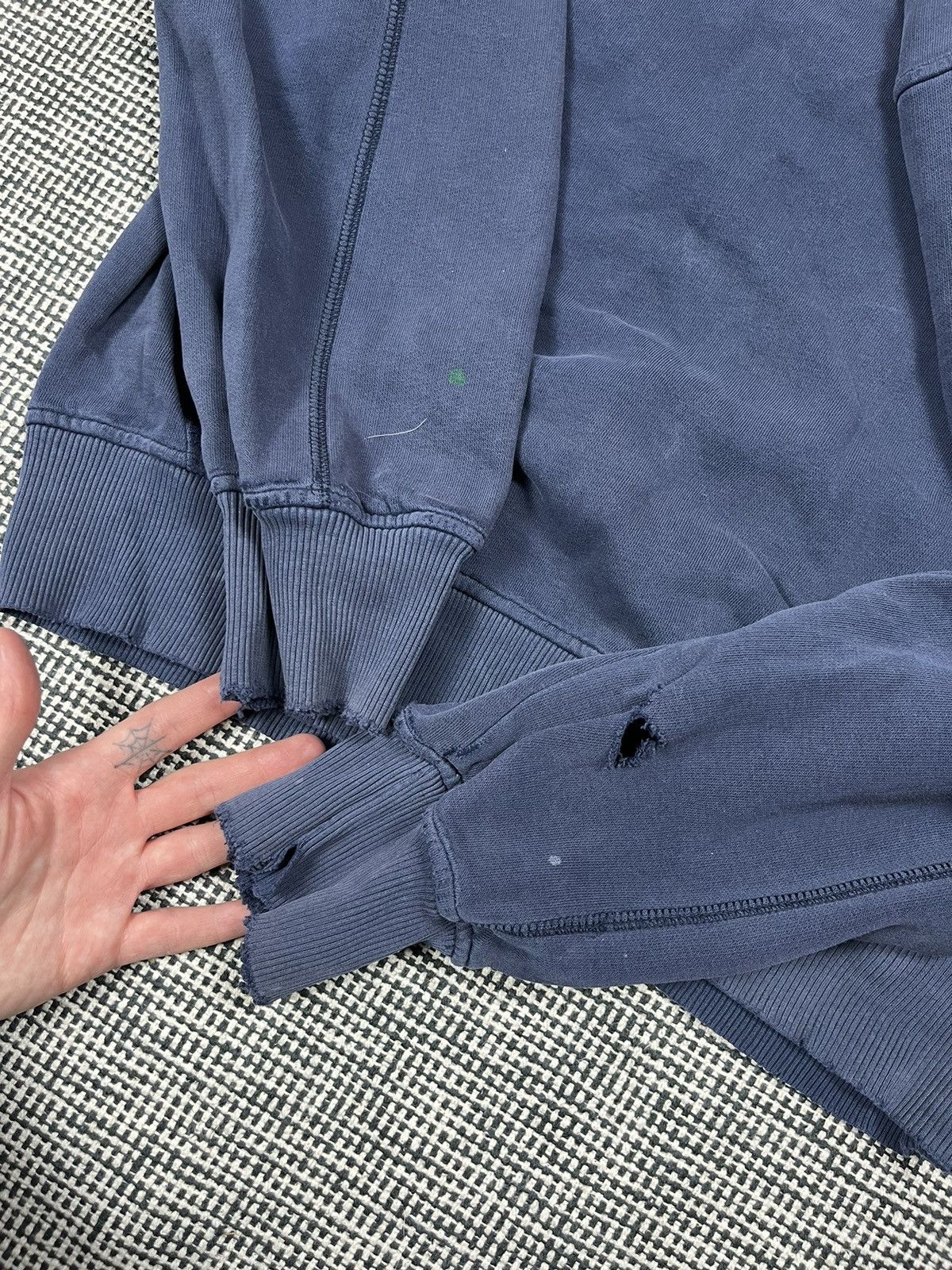 Nike × Vintage Trashed y2k Nike crewneck sweatshirt distressed destroyer Size US S / EU 44-46 / 1 - 3 Thumbnail