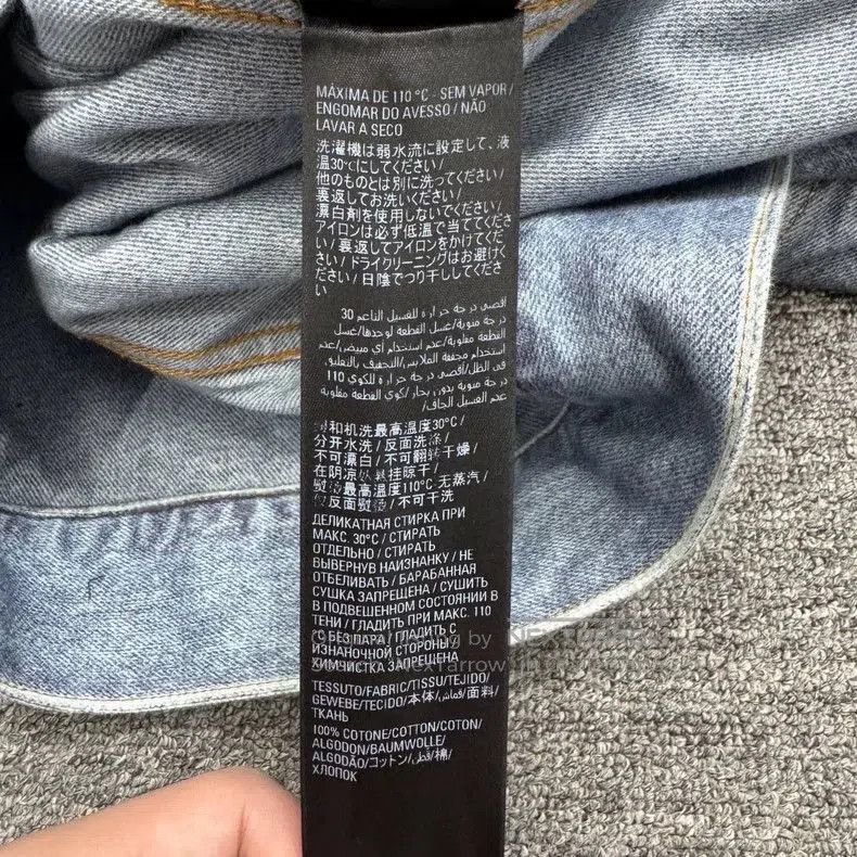 Balenciaga Balenciaga Washed Distressed Denim Jacket. Size US XXL / EU 58 / 5 - 4 Thumbnail