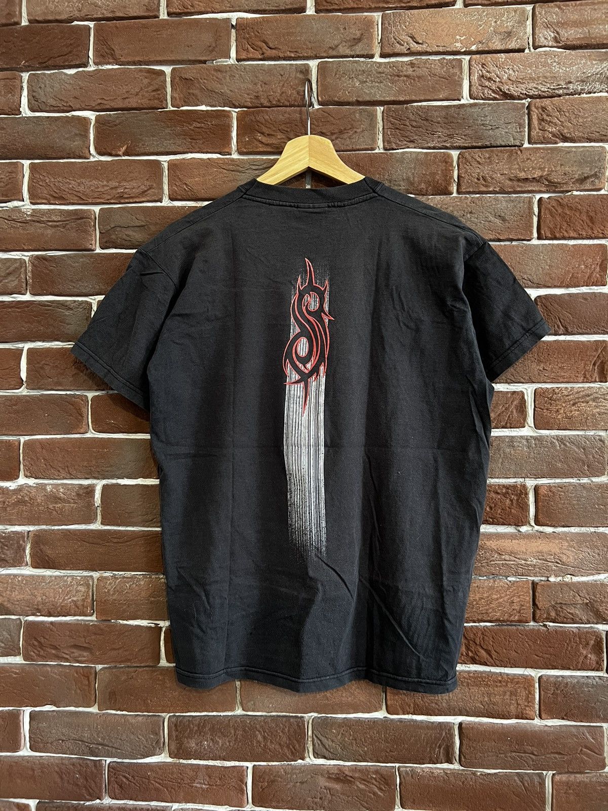 Band Tees Rare Vintage 00s Slipknot logo Numetal Band Tee Y2K M Size US M / EU 48-50 / 2 - 2 Thumbnail