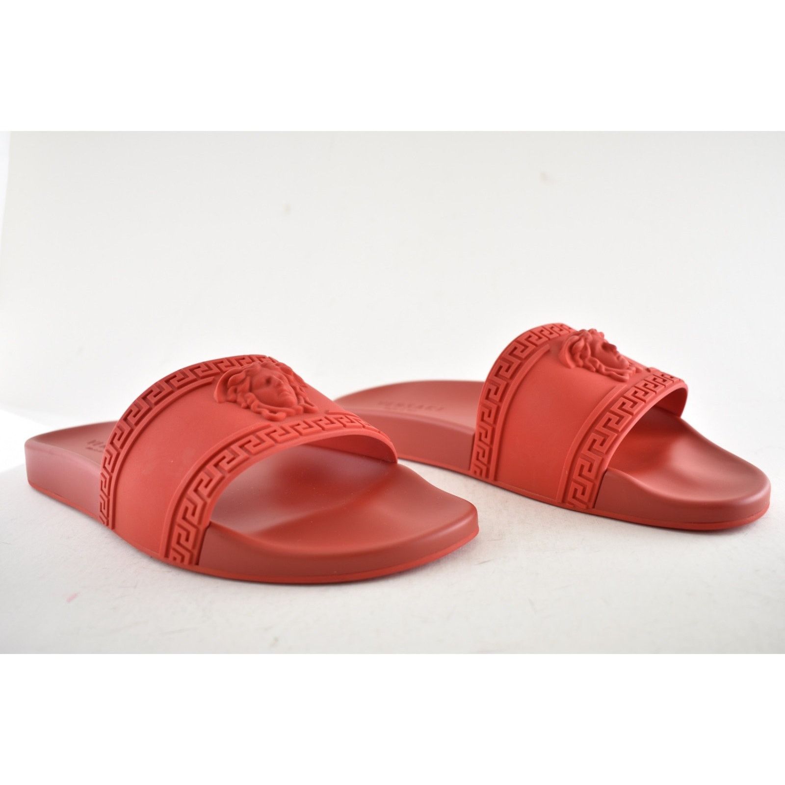 Versace Versace Medusa Palazzo Red Rubber Slide Pool Sandal 44 11 Size US 11 / EU 44 - 4 Thumbnail