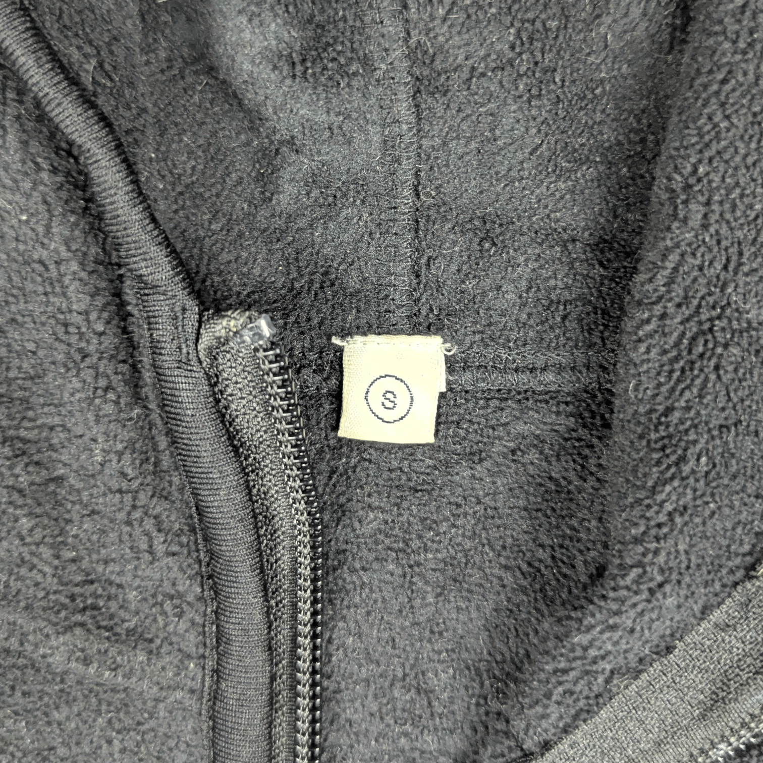 Japanese Brand Vintage 2000's UNIQLO Zipper Up Fleece Hoodie Sweatshirts Size US S / EU 44-46 / 1 - 12 Thumbnail