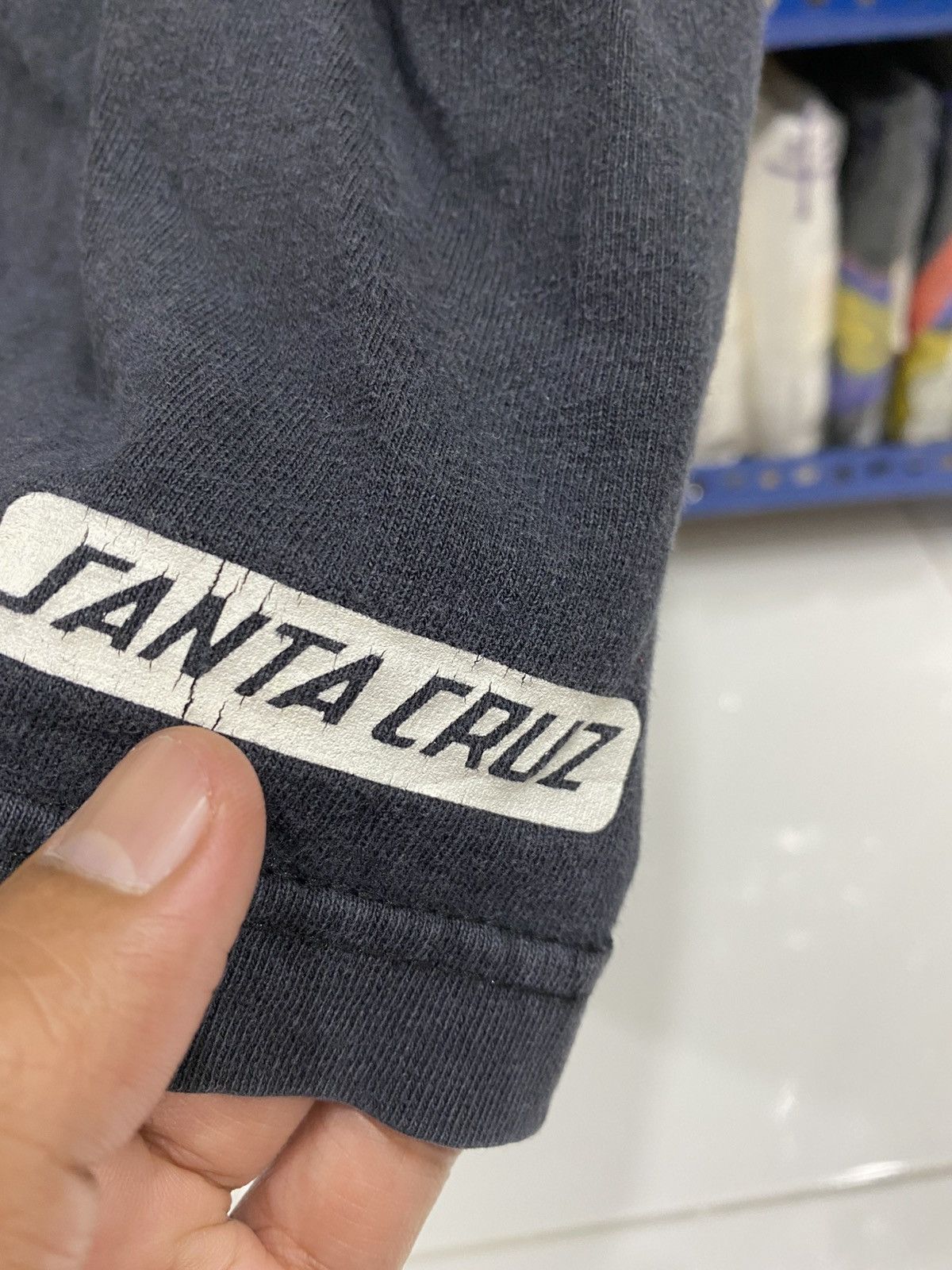 Santa Cruz Skateboards VINTAGE SANTA CRUZ TSHIRT Size US L / EU 52-54 / 3 - 11 Thumbnail