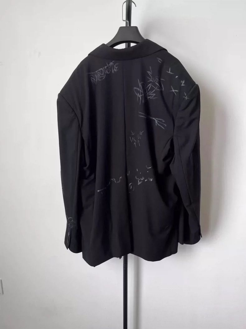 Balenciaga Balenciaga Graffiti print single-breasted blazer Size US S / EU 44-46 / 1 - 2 Thumbnail