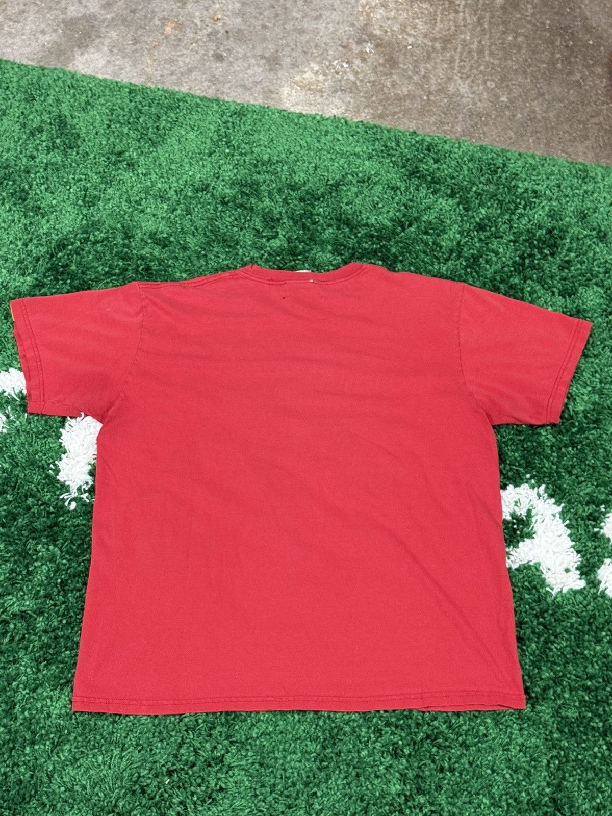 Nike Vintage Nike Silver Tag Red Blue Arc Logo Swoosh Tee XL Size US XL / EU 56 / 4 - 6 Thumbnail