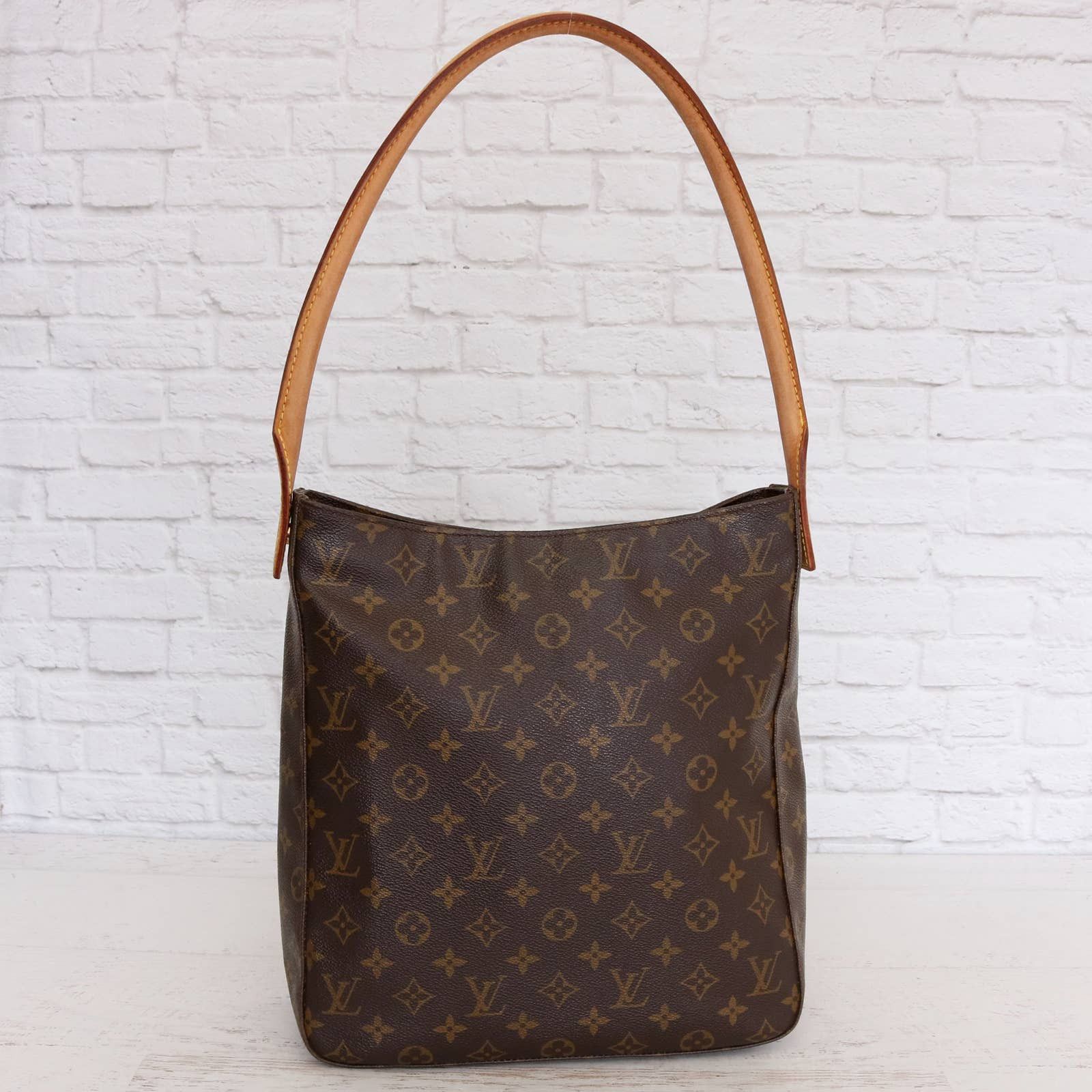 Louis Vuitton Shoulder Bags (M46659)