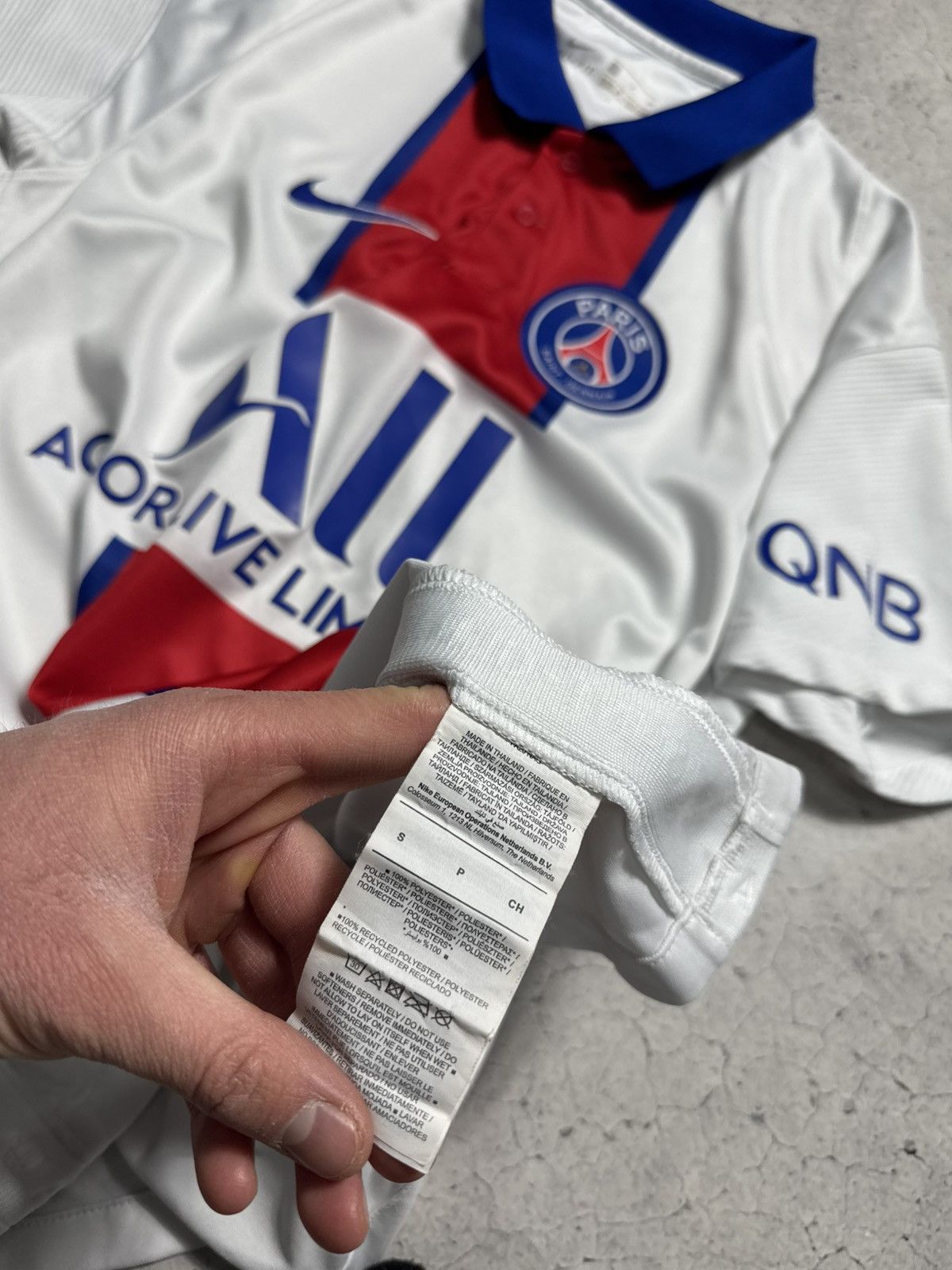 Nike Nike FC PSG Paris Saint Germain 2020/2021 Soccer Jersey Size US S / EU 44-46 / 1 - 7 Thumbnail