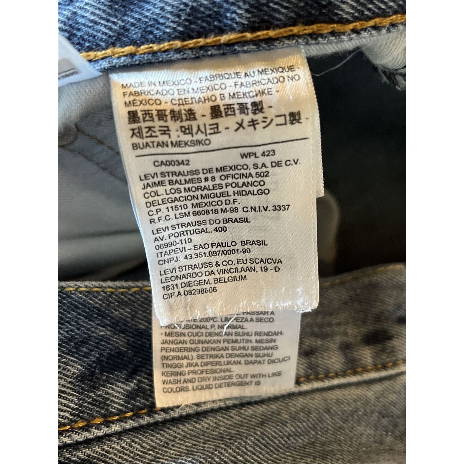 Levi's Levi’s 550 Mens 38x31 Relaxed Straight Outdoor Denim Jeans Size US 38 / EU 54 - 10 Thumbnail