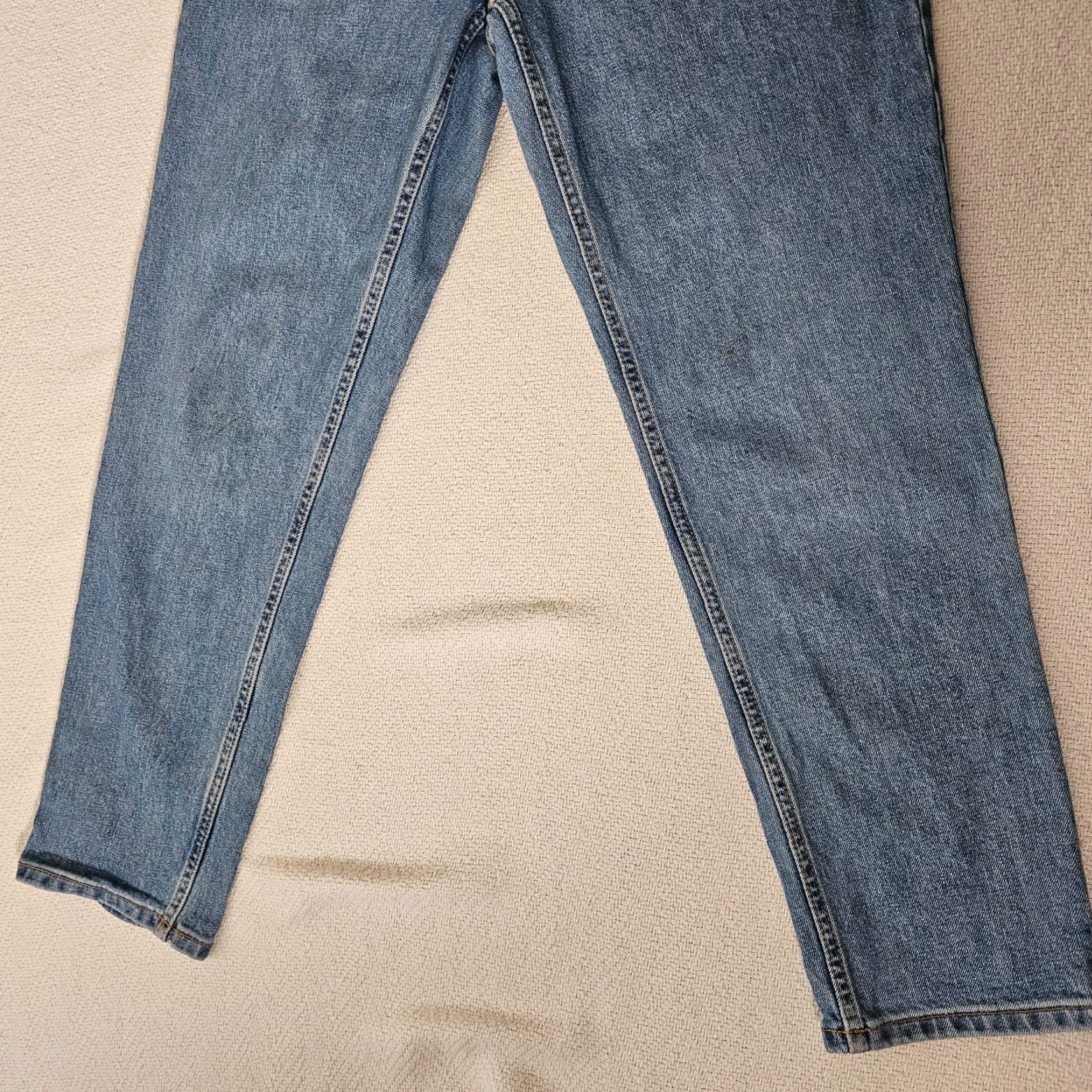 Everlane Everlane The Curvy Cheeky Jean Medium Wash Crop 28 Blue Cropped Jeans | Size 28 | Regular Fit Size 28" / US 6 / IT 42 - 2 Thumbnail