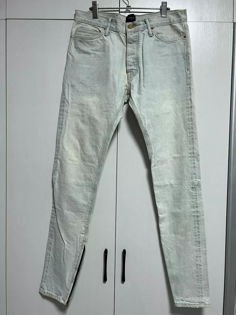 Fear of God Fear of God 5th Main Line Washed Light Blue Jeans - dmc Size US 34 / EU 50 - 1 Thumbnail