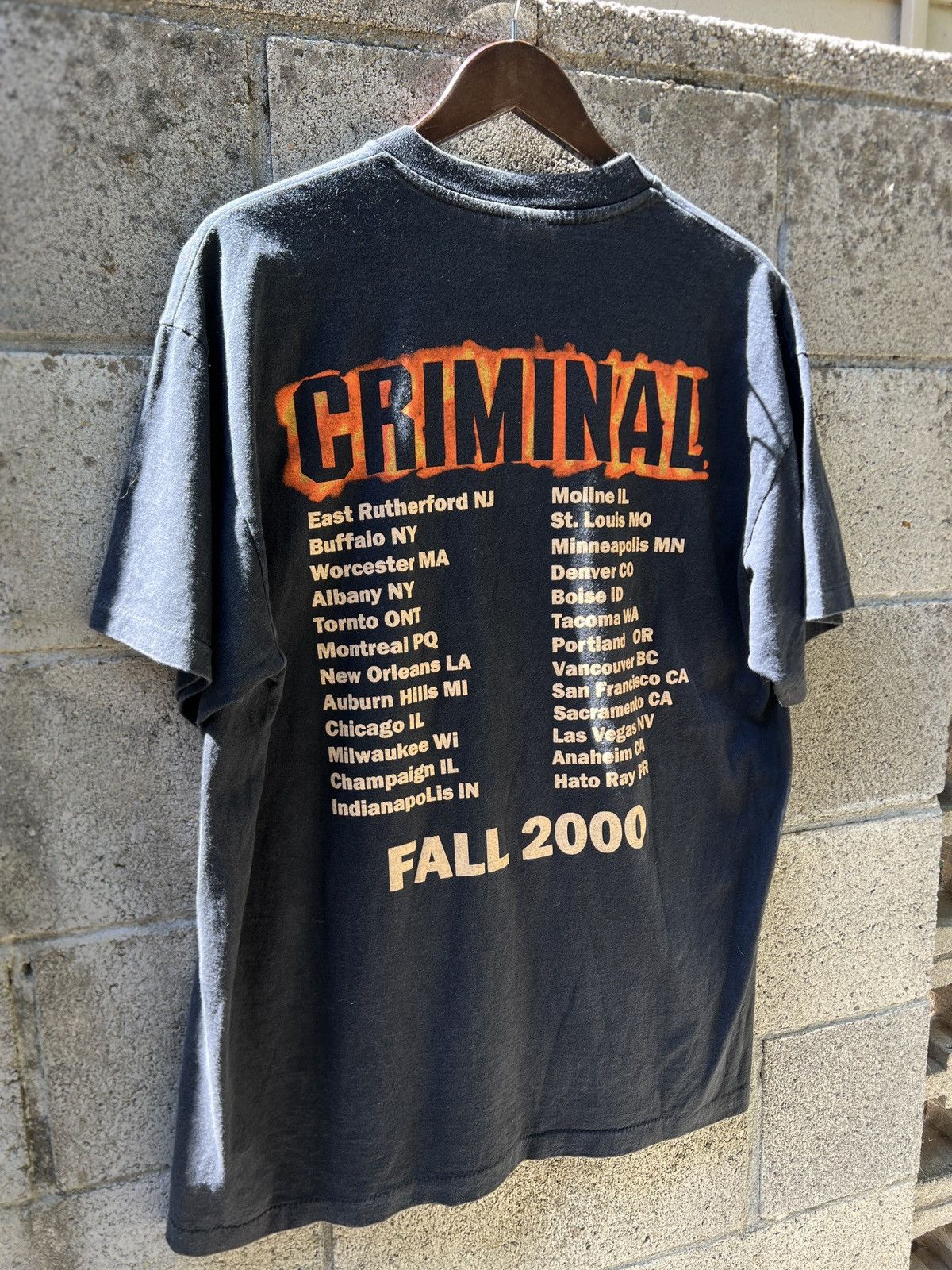 Vintage Rare 2000 Eminem Criminal Tour Single Stitch Tee Size US XL / EU 56 / 4 - 5 Thumbnail