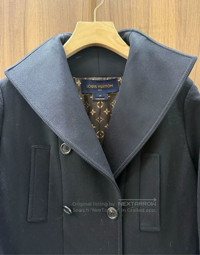 Louis Vuitton Louis Vuitton Black woolen coat Size XS / US 0-2 / IT 36-38 - 2 Thumbnail