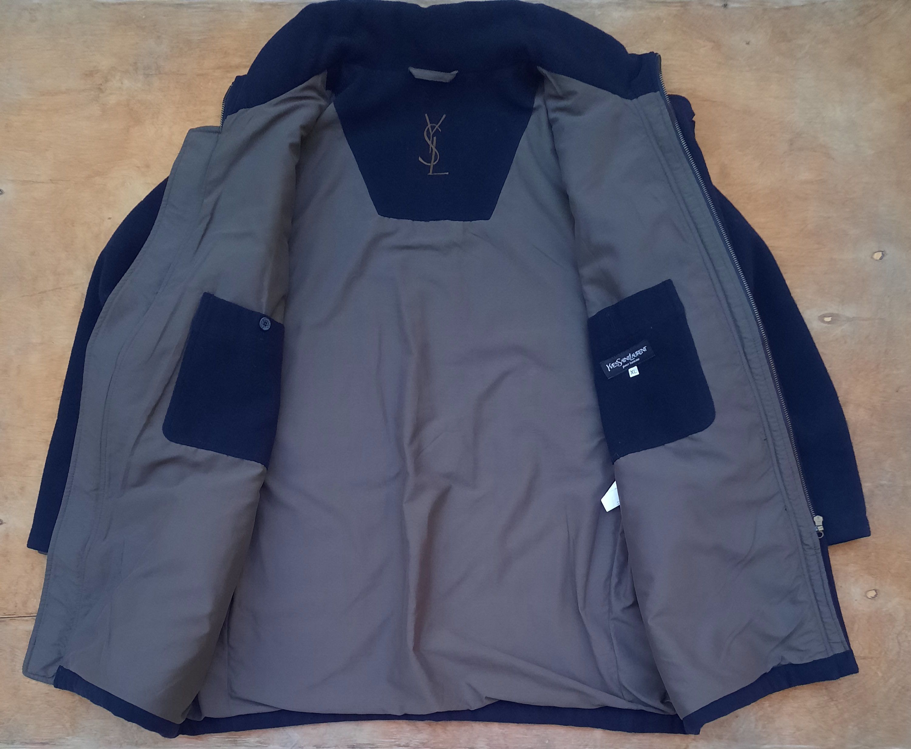 Yves Saint Laurent YSL Yves Saint Laurent Classic Design Wool Coat – Navy Blue Size US XL / EU 56 / 4 - 5 Thumbnail