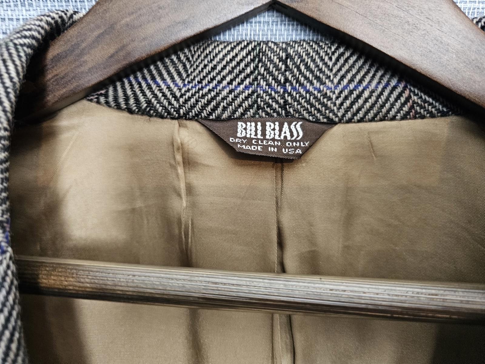 Bill Blass Bill Blass Jacket Brown Men Size L Herringbone Tweed Blazer Size 42R - 3 Thumbnail