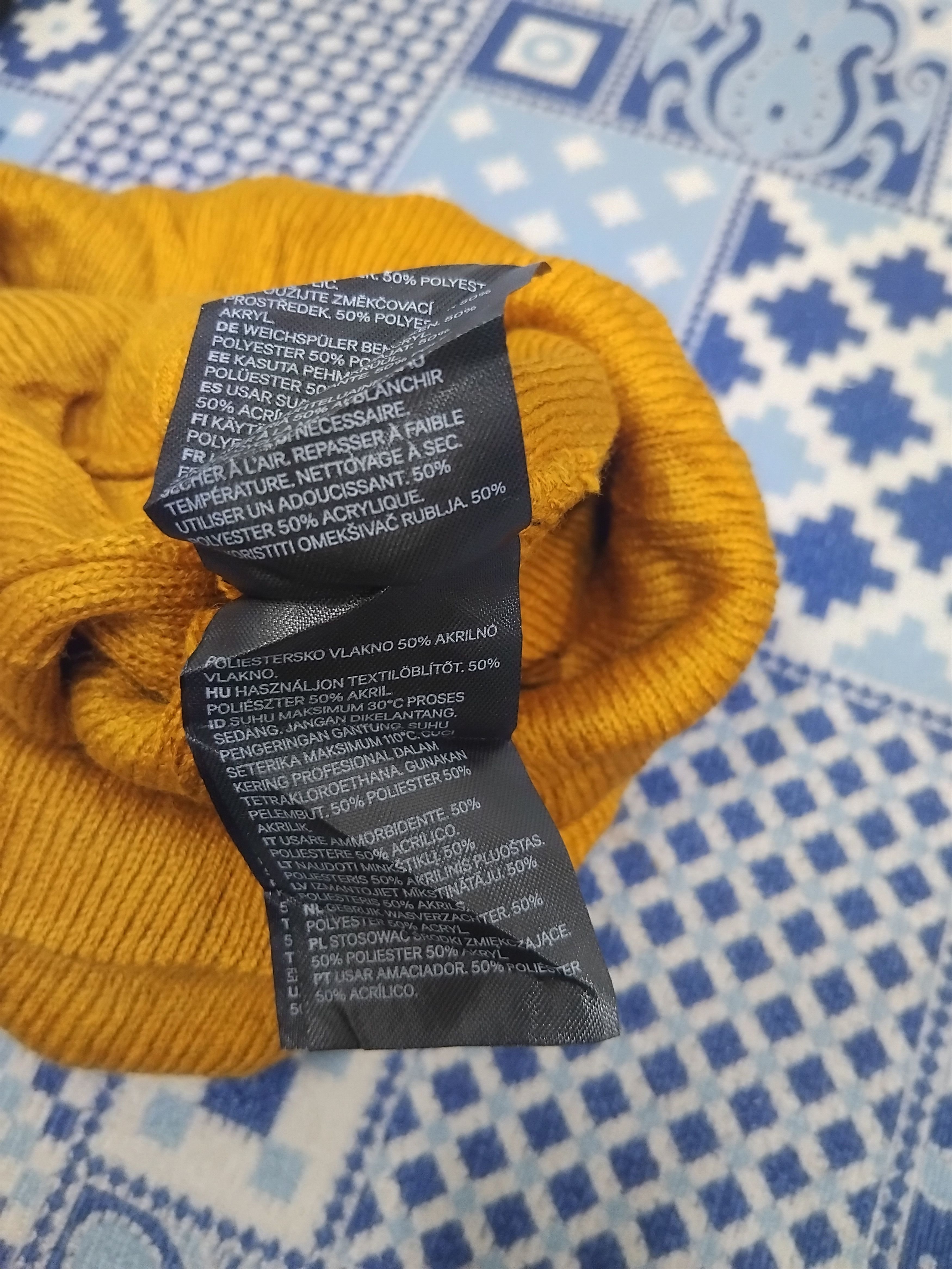 Japanese Brand 💥H&M yellow streetwear Beanie Size ONE SIZE - 3 Thumbnail