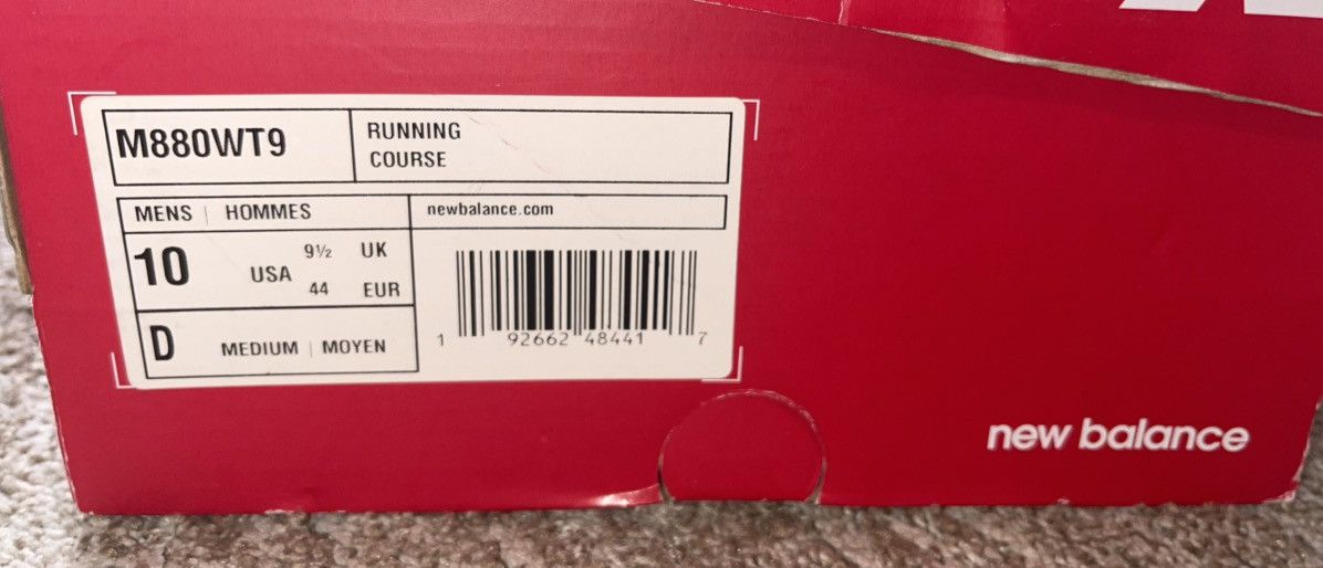 New Balance DS NEW BALANCE 880 RUNNING SHOES SIZE 10 Size US 10 / EU 43 - 9 Thumbnail
