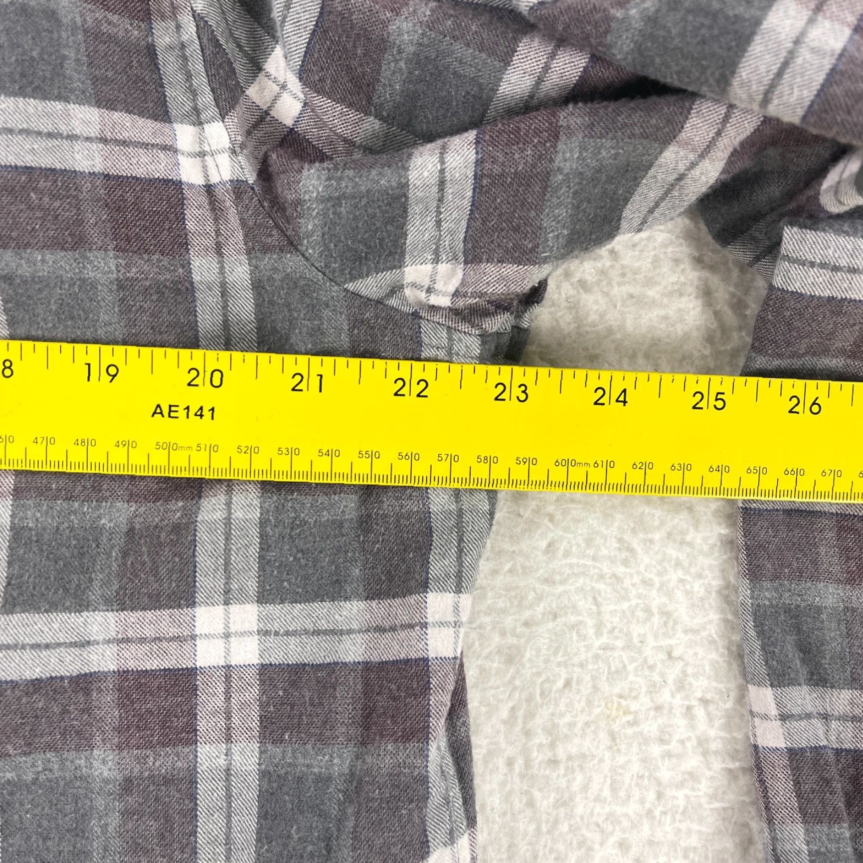 Vince Vince Gray Plaid Button-Up Classic Fit Shirt Mens XL Long Sleeve 100% Cotton Size US XL / EU 56 / 4 - 7 Thumbnail