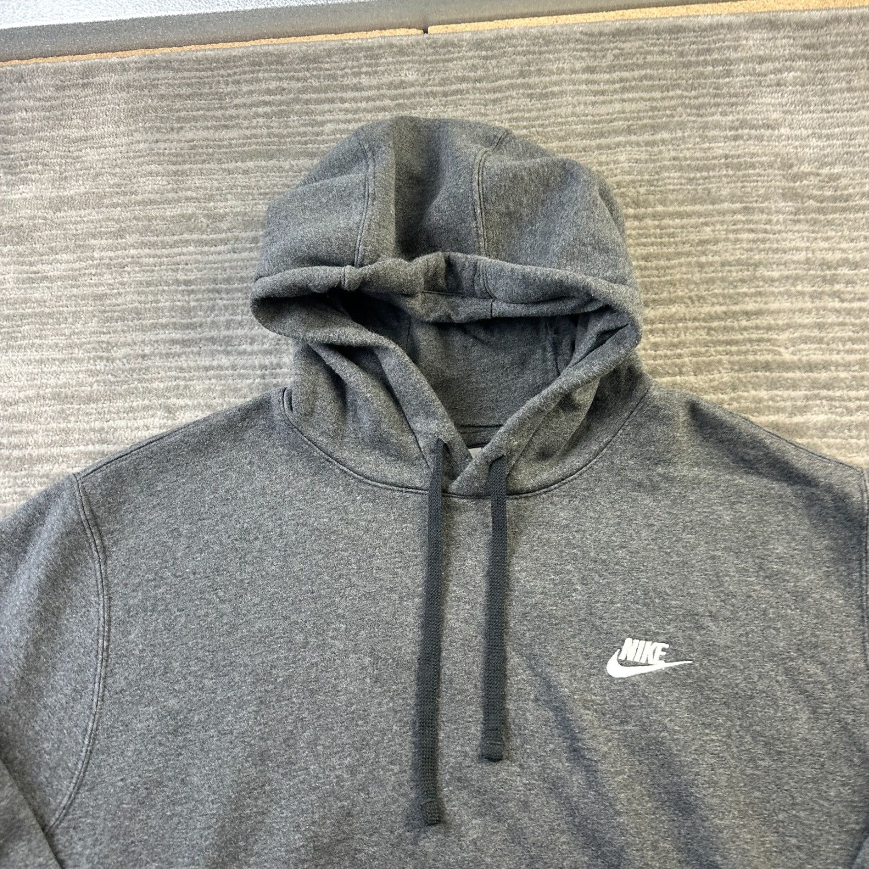 Nike Nike Mens Large Gray Hoodie Hooded Sweatshirt Pullover Club Fleece Size US L / EU 52-54 / 3 - 3 Thumbnail
