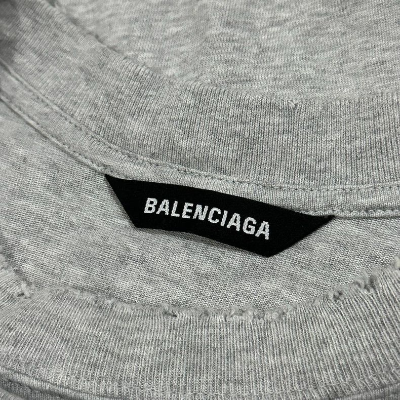Balenciaga Balenciaga Loose casual fake two-piece round neck long sle Size US M / EU 48-50 / 2 - 5 Thumbnail