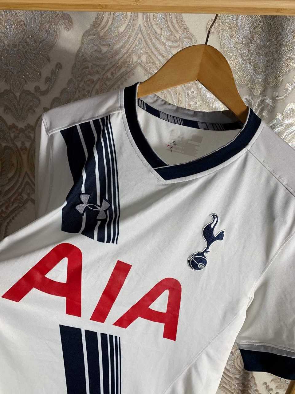 Under Armour × Vintage UNDER ARMOUR TOTTENHAM HOTSPUR ENGLAND SOCCER JERSEY RETRO Size US L / EU 52-54 / 3 - 4 Thumbnail