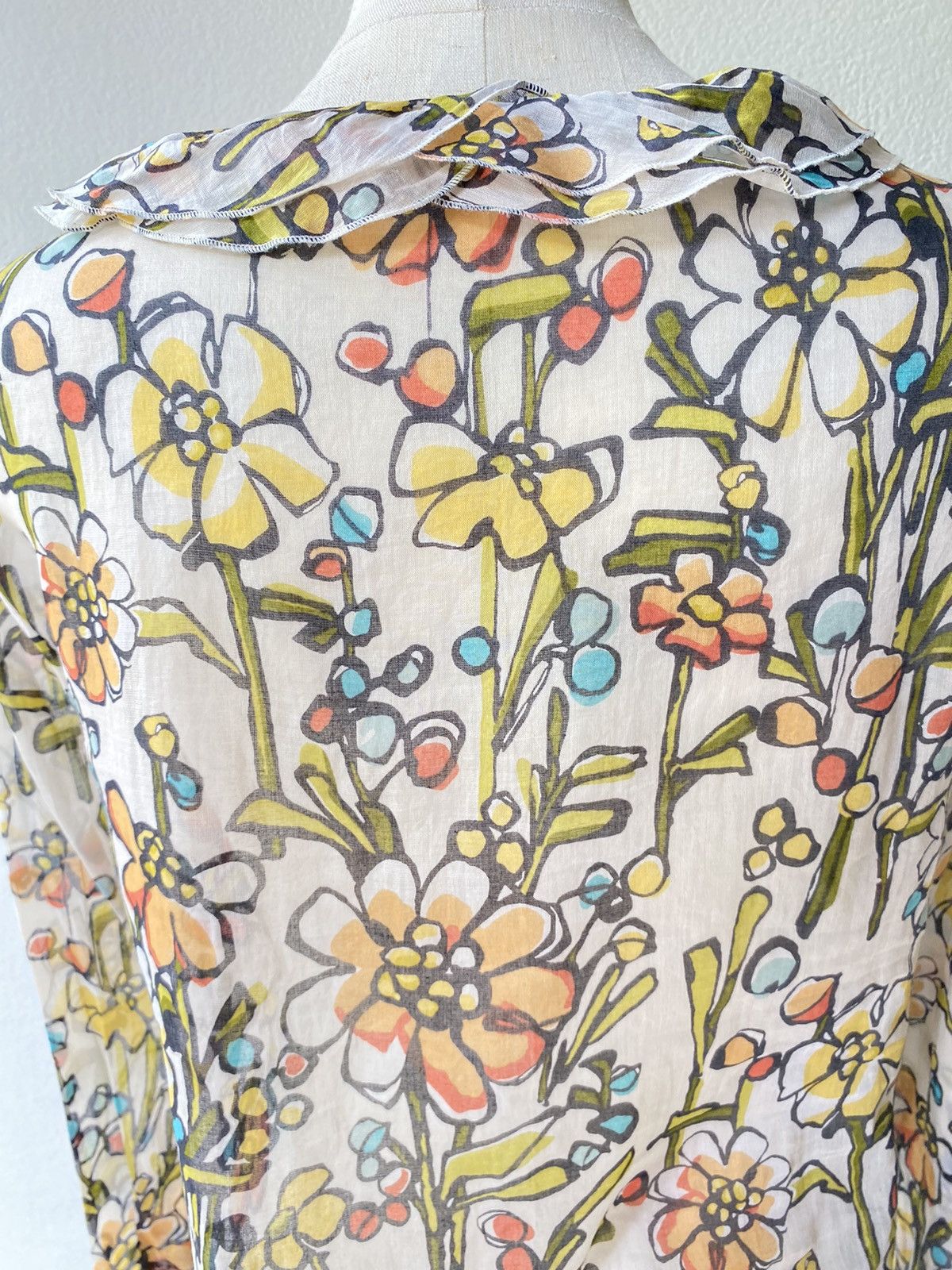 Moschino MOSCHINO Layered Ruffles Floral V-Neck Blouse Size S / US 4 / IT 40 - 18 Thumbnail