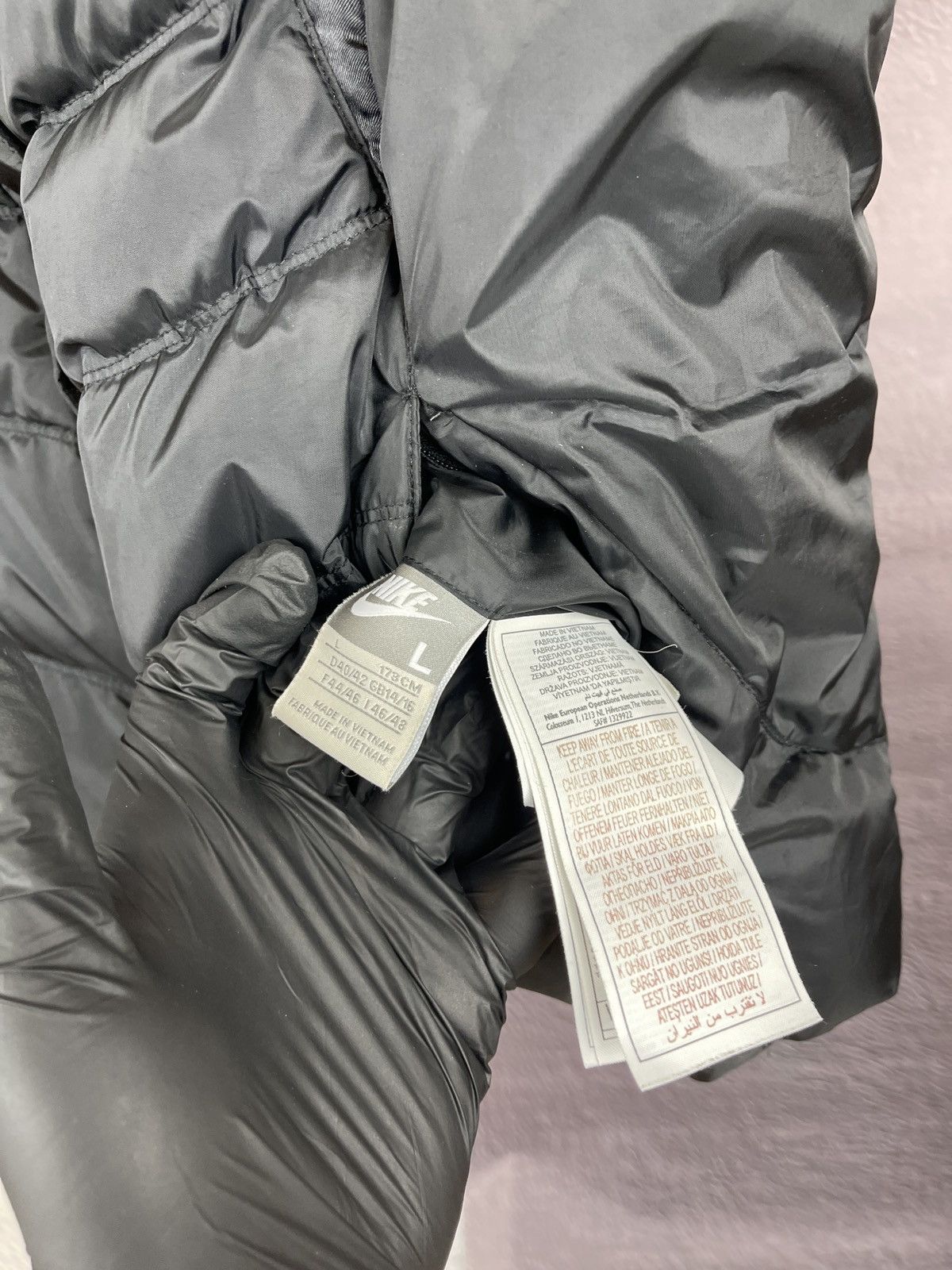 Nike Nike vintage y2k reversible black silver down vest drill Size L / US 10 / IT 46 - 12 Thumbnail