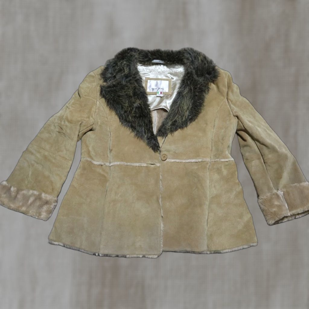 Vintage VINTAGE Leather Jacket Women's M Beige Overcoat Winter Fur Thick Thick Winter Coat Leather Jacket M Womens Beige 90s Size M / US 6-8 / IT 42-44 - 1 Thumbnail