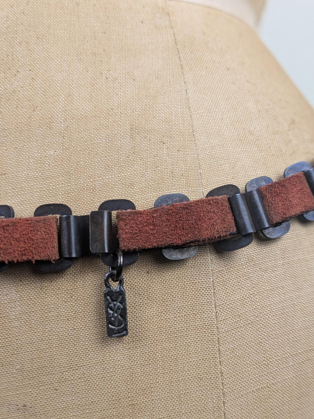 Yves Saint Laurent 1970's YSL yves saint laurent suede metal belt Size ONE SIZE - 2 Thumbnail