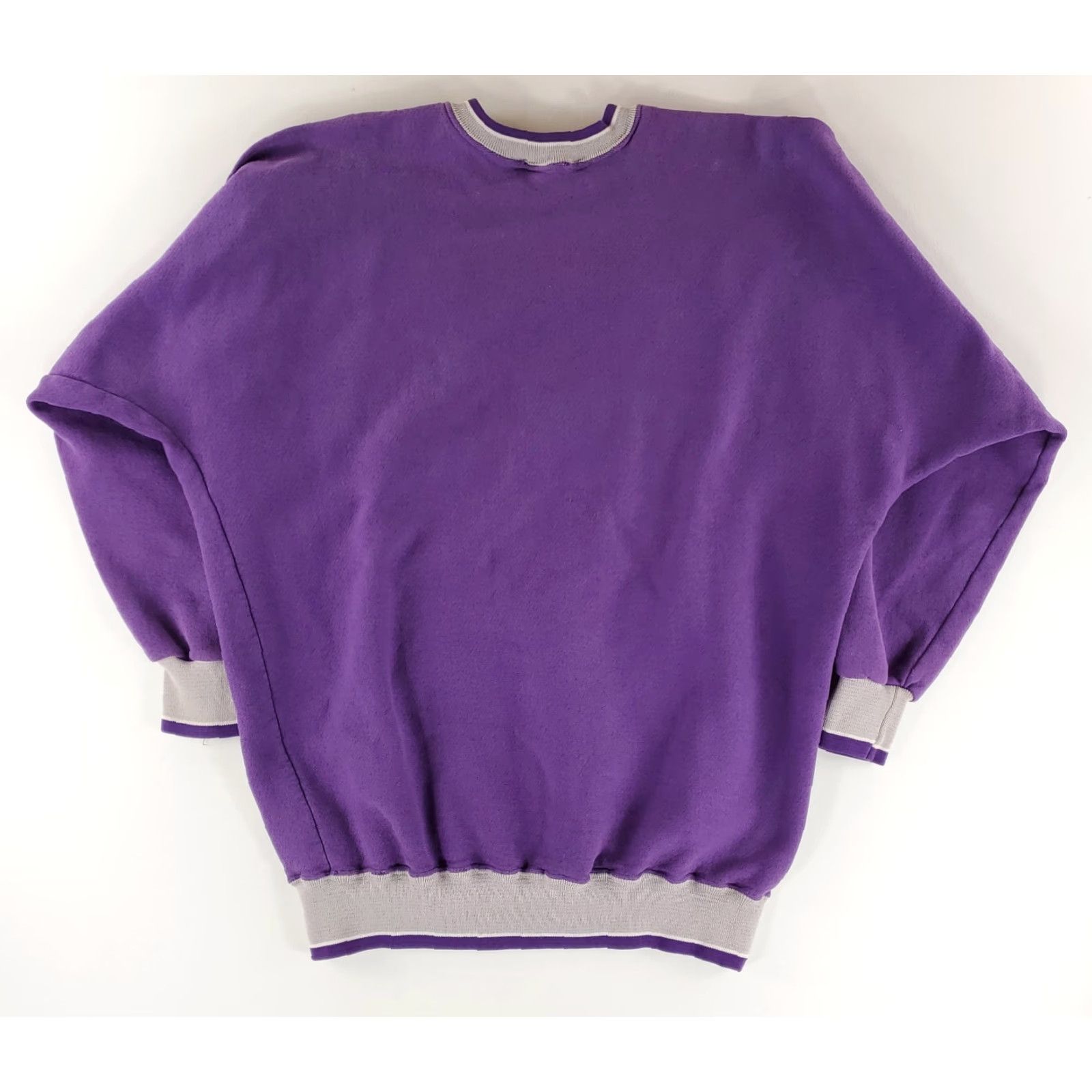 Vintage VINTAGE Legends Kansas State Univ Sweatshirt Purple XL Mens Big Spellout 90s Pullover Sweatshirt (with holes) Size US XL / EU 56 / 4 - 7 Thumbnail