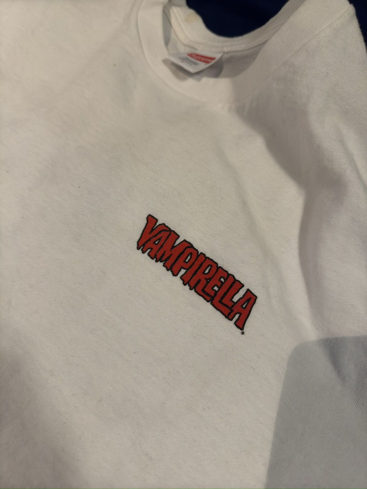 Supreme Supreme Vampirella Card Tee Size US L / EU 52-54 / 3 - 4 Thumbnail