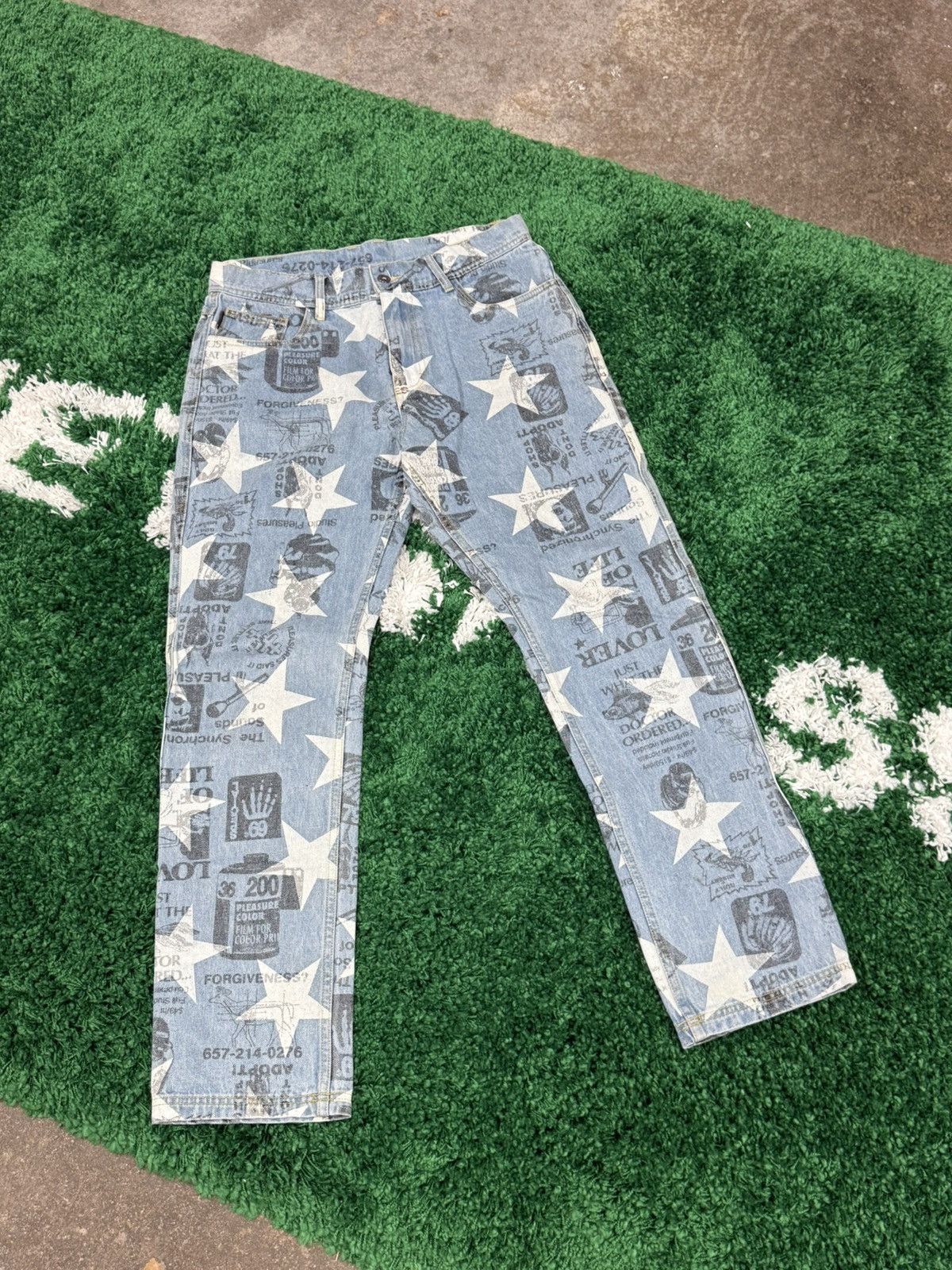 Pleasures Pleasures Star Logo Denim Jeans Sz. 32 Print Logos Size US 32 / EU 48 - 1 Thumbnail
