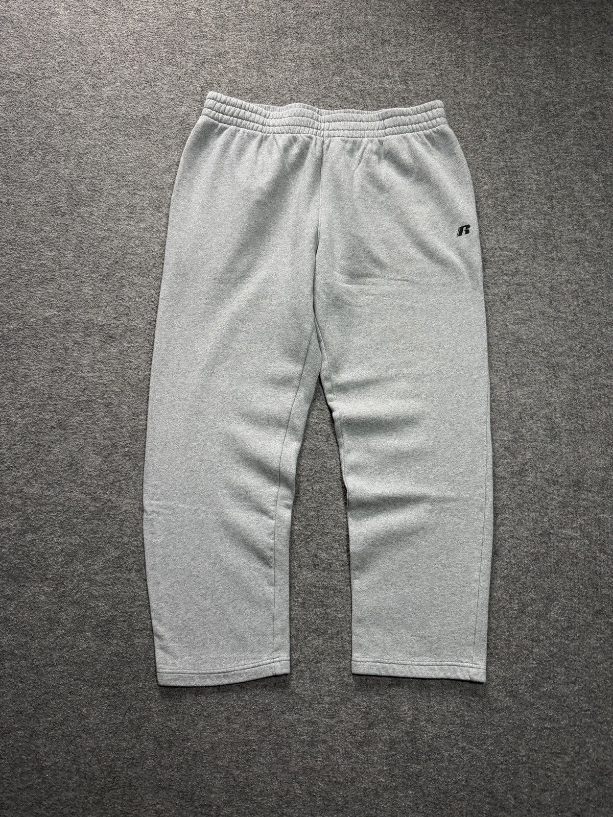 Russell Athletic Russel Blank Sweatpants size L baggy fit essential Size US 34 / EU 50 - 4 Thumbnail