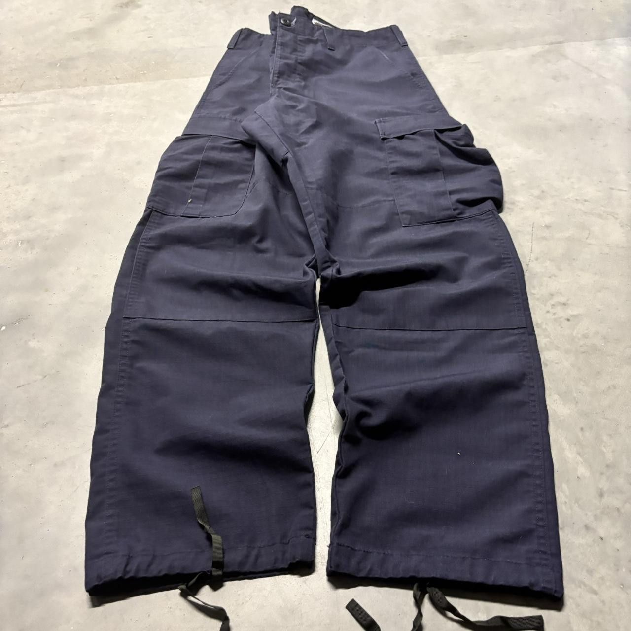 Japanese Brand × Vintage Crazy Vintage Y2K/2000s Baggy Navy Blue Skater Cargo Pants! Size US 33 - 3 Thumbnail
