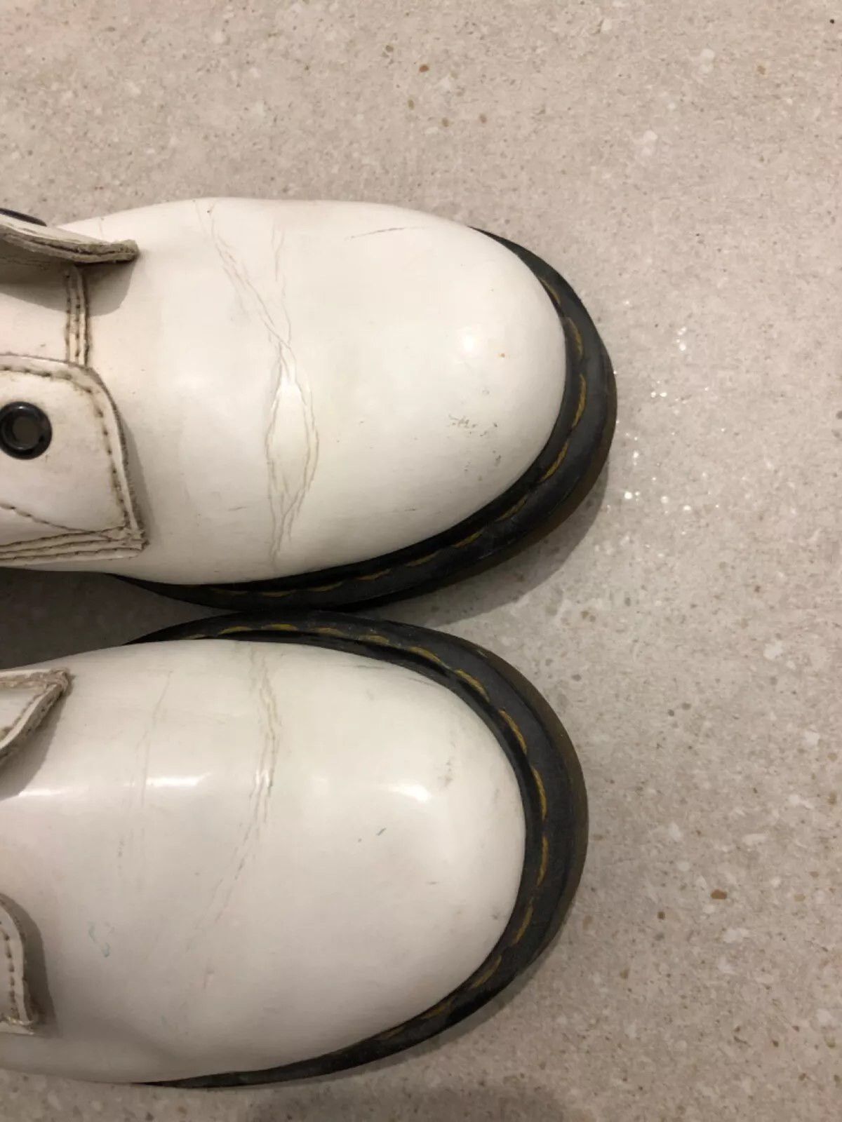 Dr. Martens Dr. Martens Womens Leather Boots Size US 7 / IT 37 - 10 Thumbnail