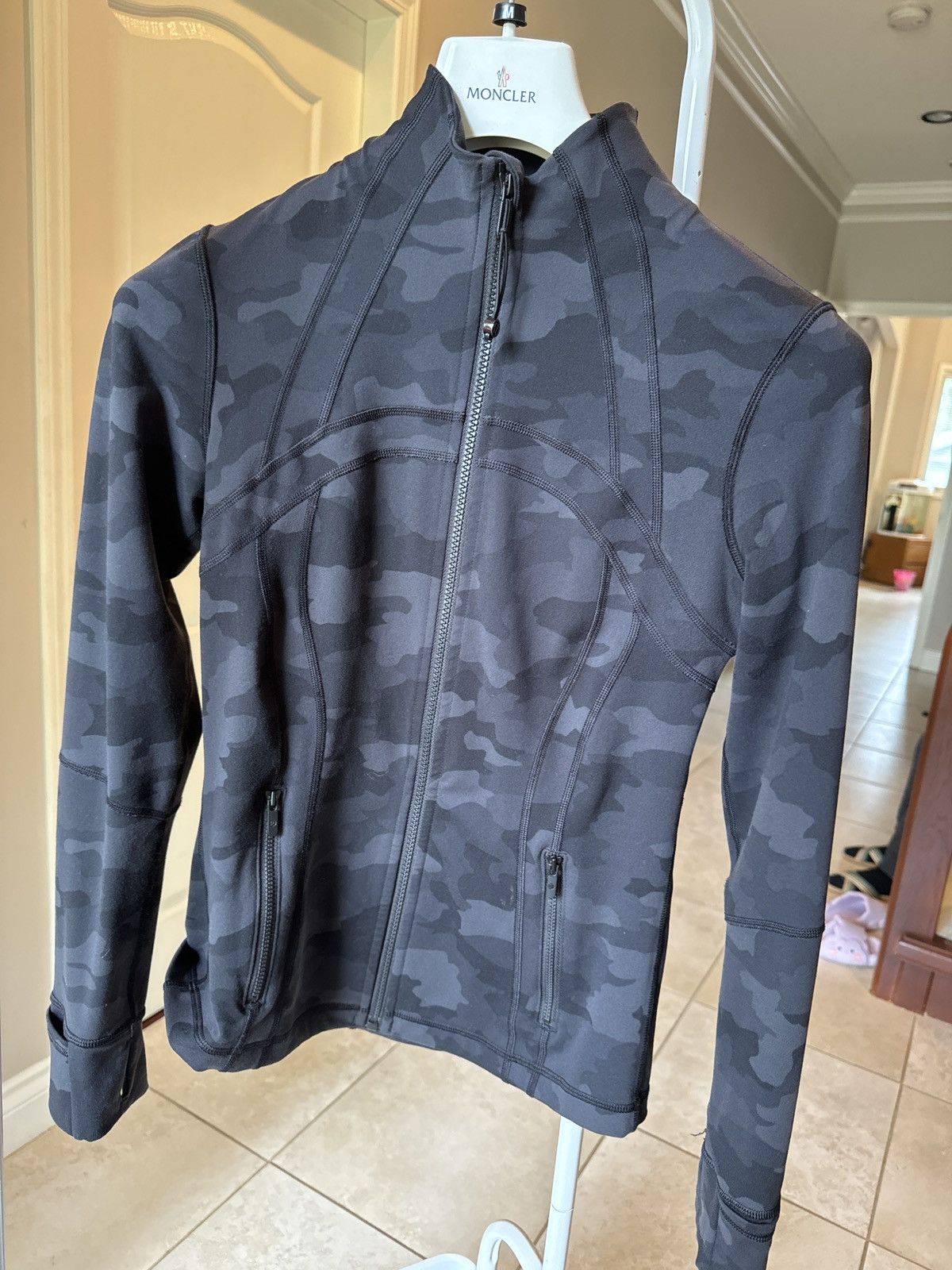 Lululemon Lululemon zip up sweatshirt Size S / US 4 / IT 40 - 1 Thumbnail