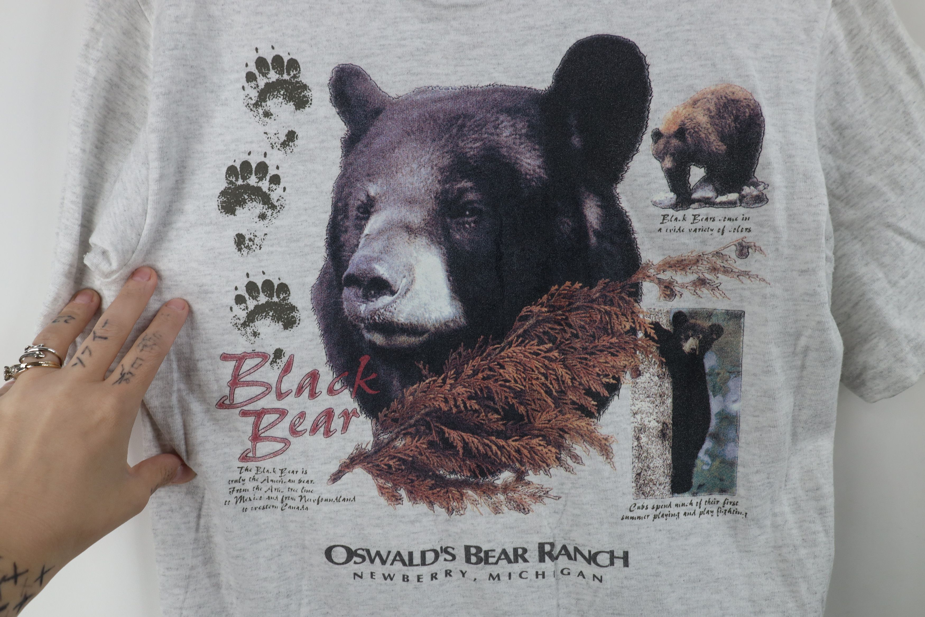 Vintage Vintage 90s Y2K Streetwear Black Bear Short Sleeve T-Shirt Size US S / EU 44-46 / 1 - 4 Thumbnail