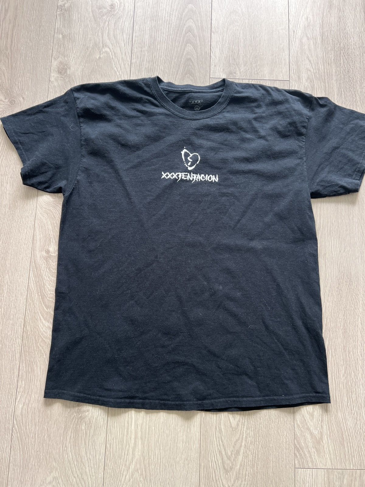 Rap Tees XxxTentacion Broken Heart Rap T Shirt Black Xl Size US XL / EU 56 / 4 - 1 Thumbnail