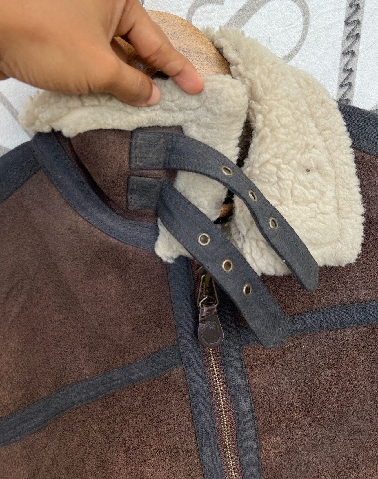 Alpha Industries 🔥ALPHA INDUSTRIES B-3 SHERPA MOD BOMBER JACKET Size US M / EU 48-50 / 2 - 10 Thumbnail