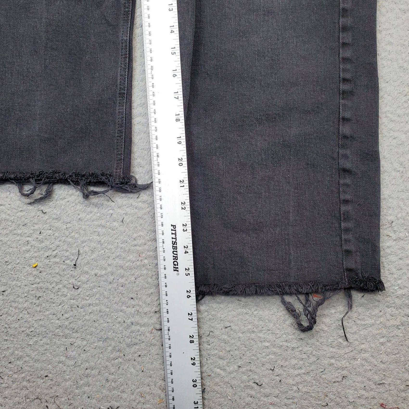 Old Navy Old Navy Jeans Womens 0 Black Denim Stretch Raw Hem Extra High Rise Wide Leg Jeans Womens 0 Black Denim Stretch Wide Leg Size 25" / US 0 / IT 36 - 4 Thumbnail