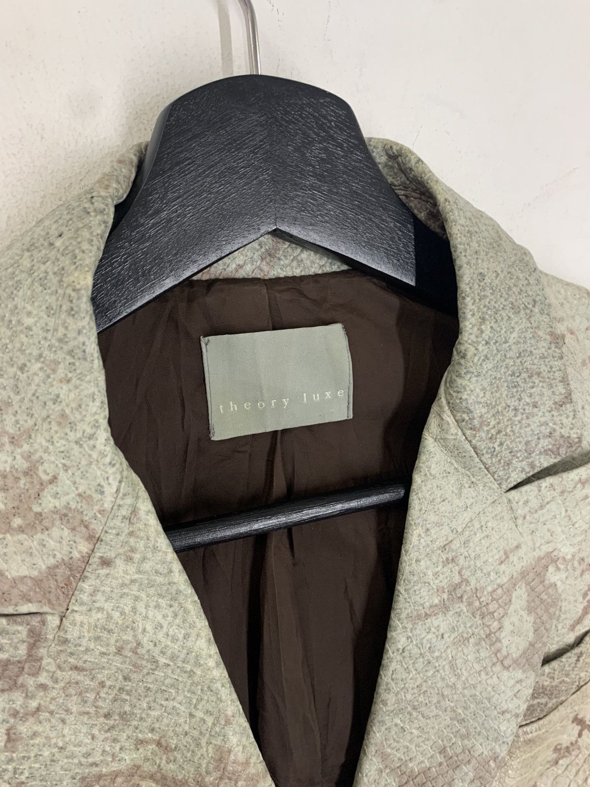 Japanese Brand × Theory Theory Luxe Python Leather Coat Size US XS / EU 42 / 0 - 5 Thumbnail