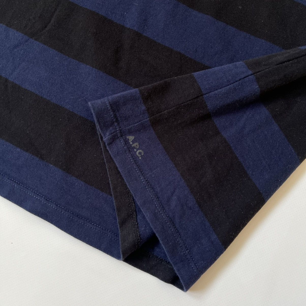 A.P.C. A.P.C stripped black blue tee Size US M / EU 48-50 / 2 - 4 Thumbnail