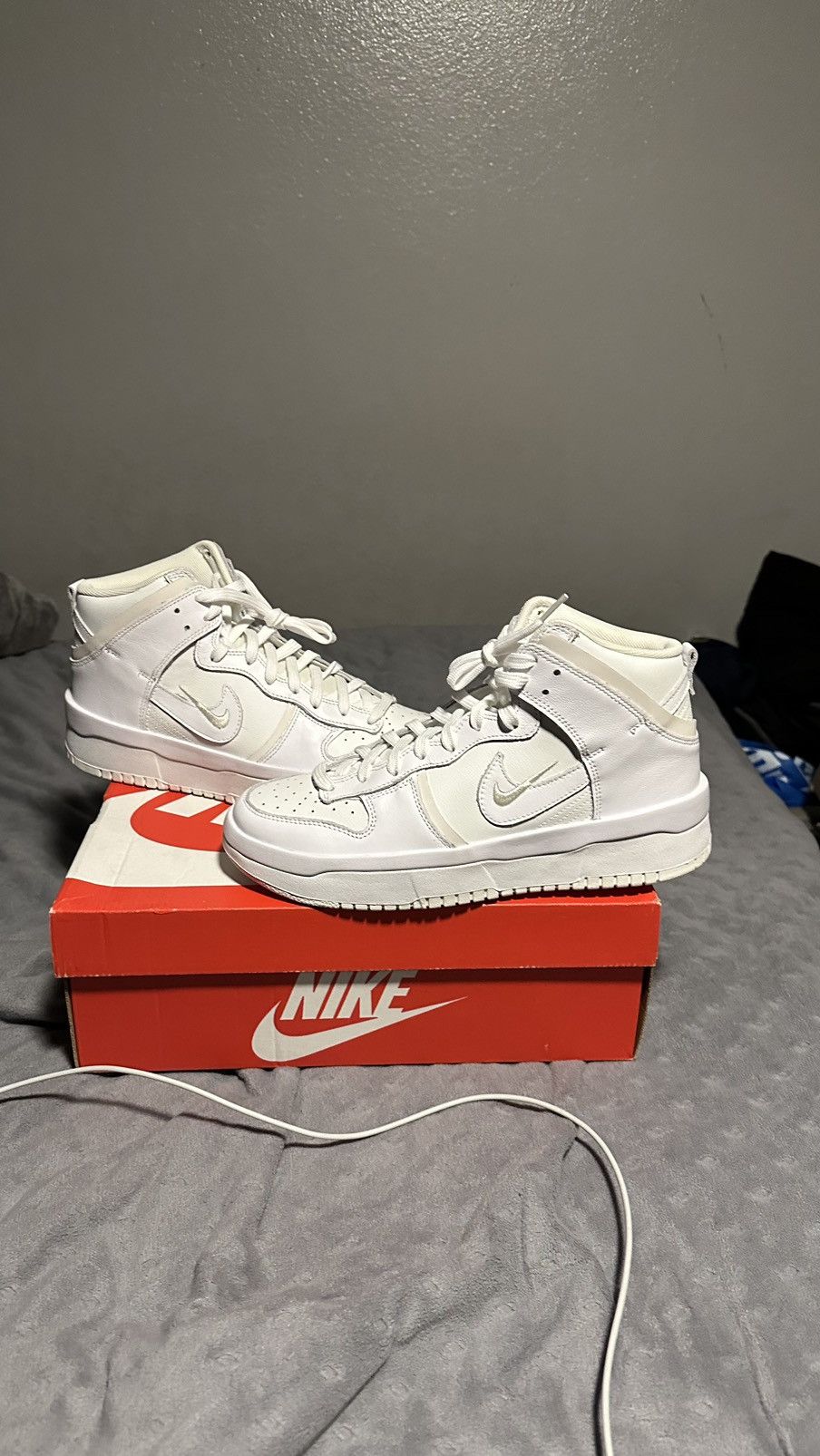 nike dunk high women's black and white