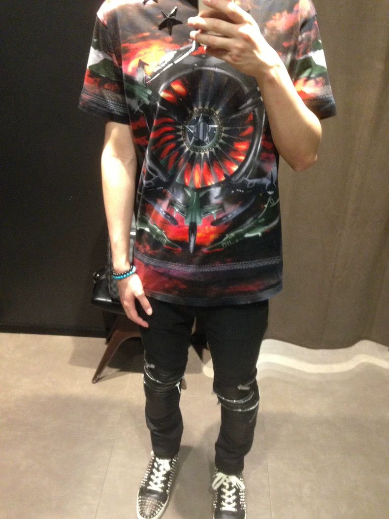 Givenchy Givenchy Classic plane head star T-shirt purchased in the Size US XS / EU 42 / 0 - 5 Thumbnail