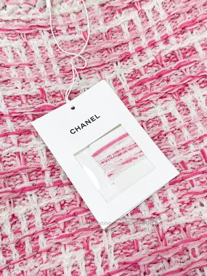 Chanel Chanel White plaid woven cloak jacket Size XS / US 0-2 / IT 36-38 - 5 Thumbnail