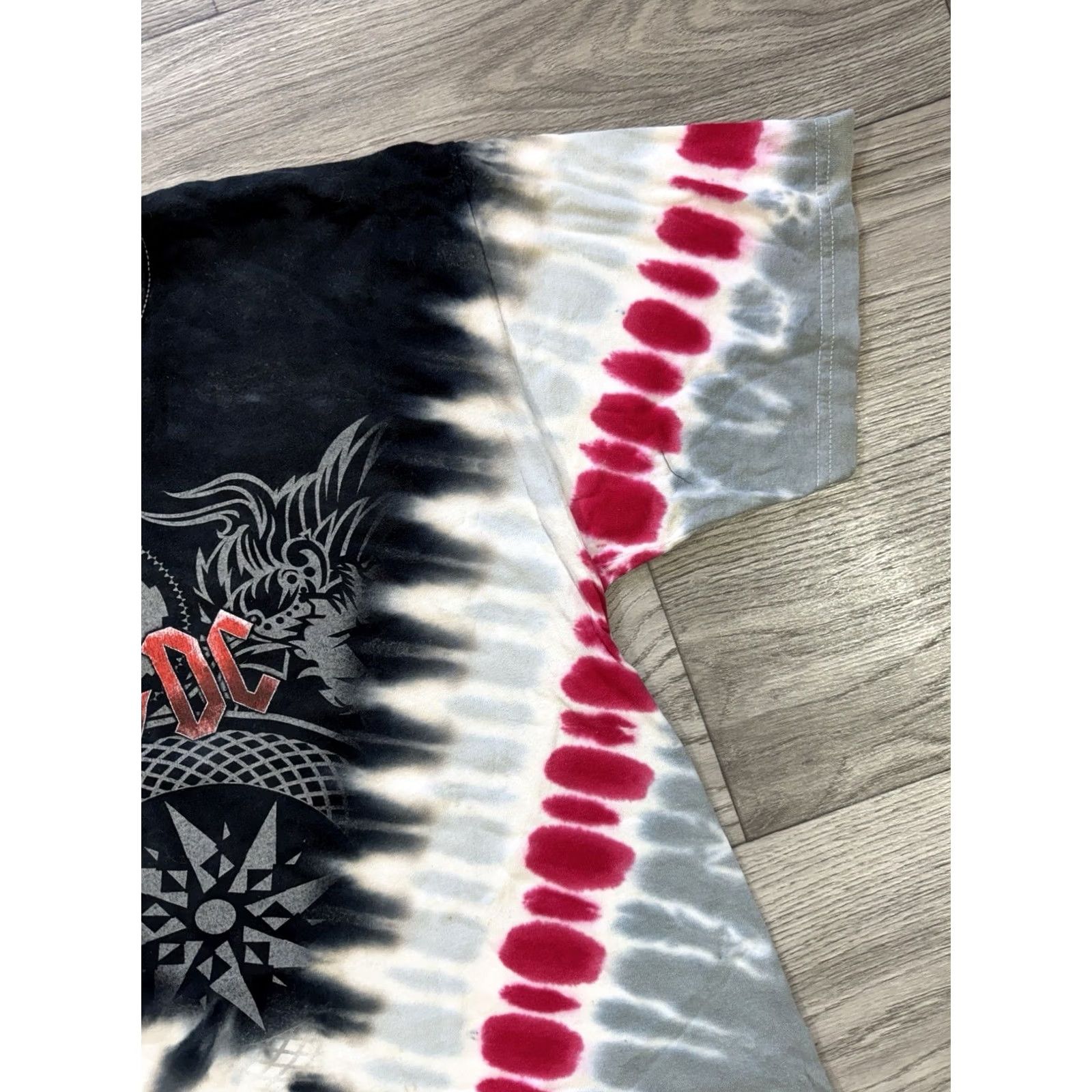 Gildan AC/DC Tie Dye Black Ice 2009 Tour T-Shirt L Mens Gildan Multicolor Short Sleeve Jersey 9.5/10 Size US L / EU 52-54 / 3 - 6 Thumbnail