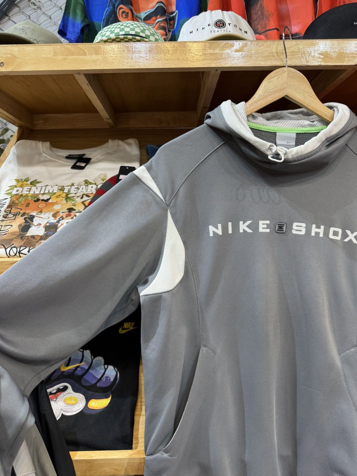 Nike Vintage Nike Shox Spellouts 00’s Pullover Size US M / EU 48-50 / 2 - 3 Thumbnail