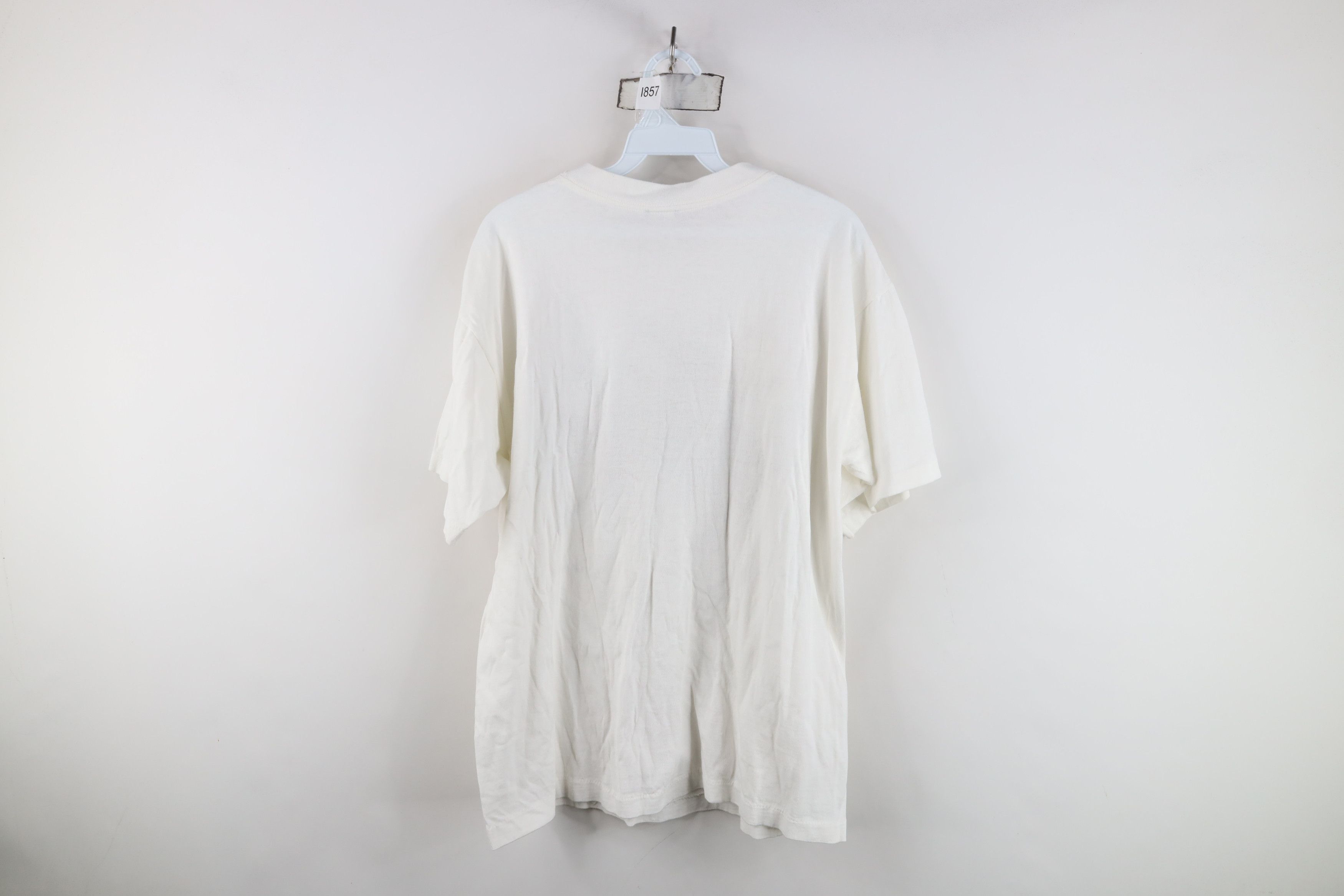Vintage Vintage 90s Streetwear Islands Metallic Fish T-Shirt USA Size L / US 10 / IT 46 - 12 Thumbnail
