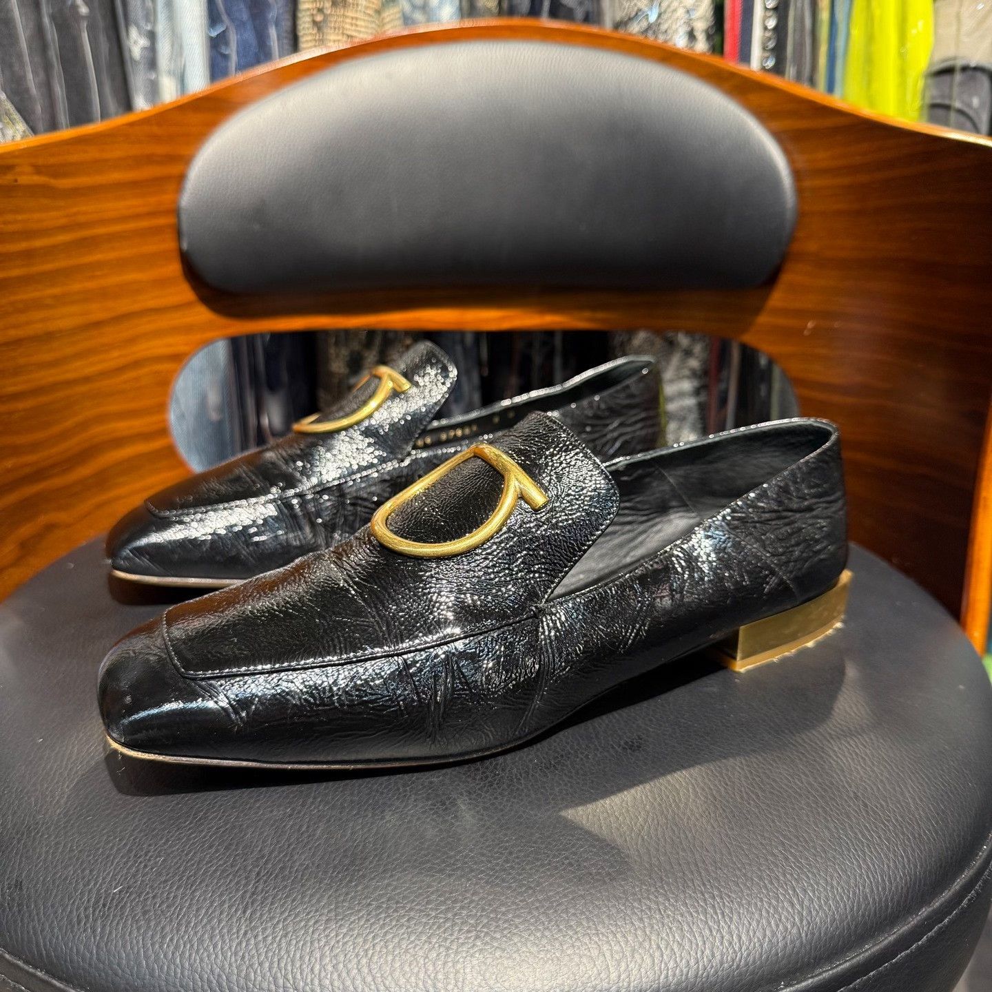 Salvatore Ferragamo Salvatore Ferragamo Patent Black Lowtop Sneakers 35 Men Size US 5 / EU 37 - 1 Thumbnail