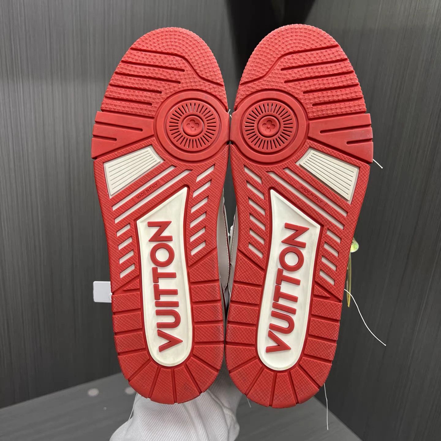 Louis Vuitton Louis Vuitton Trainer Dreamy Sneaker K15 Size US 9.5 / EU 42-43 - 6 Thumbnail