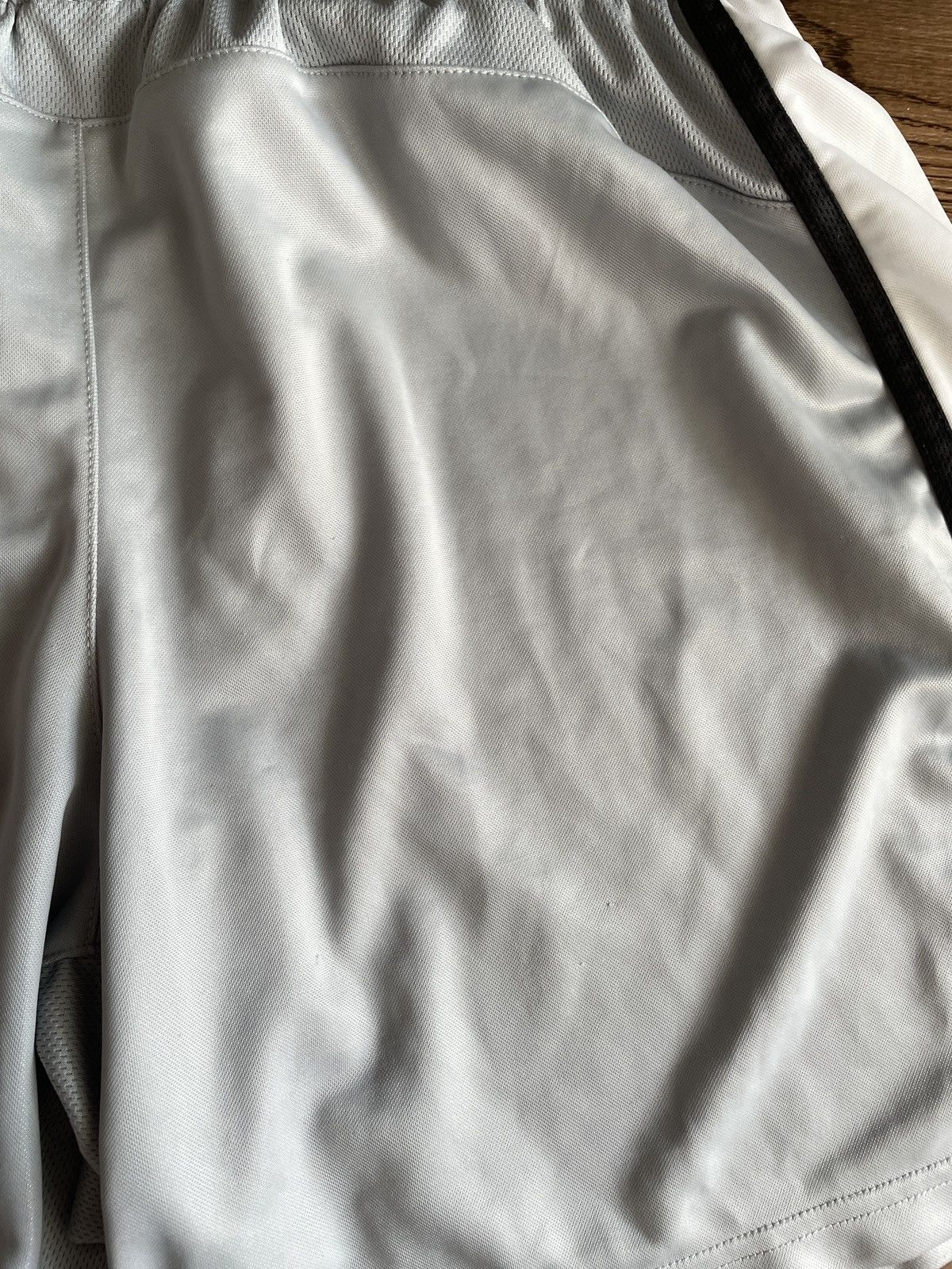 Nike × Vintage Vintage Nike Shorts Baggy Mini Swoosh Mens M Size Y2K 90s Size US 32 / EU 48 - 11 Thumbnail