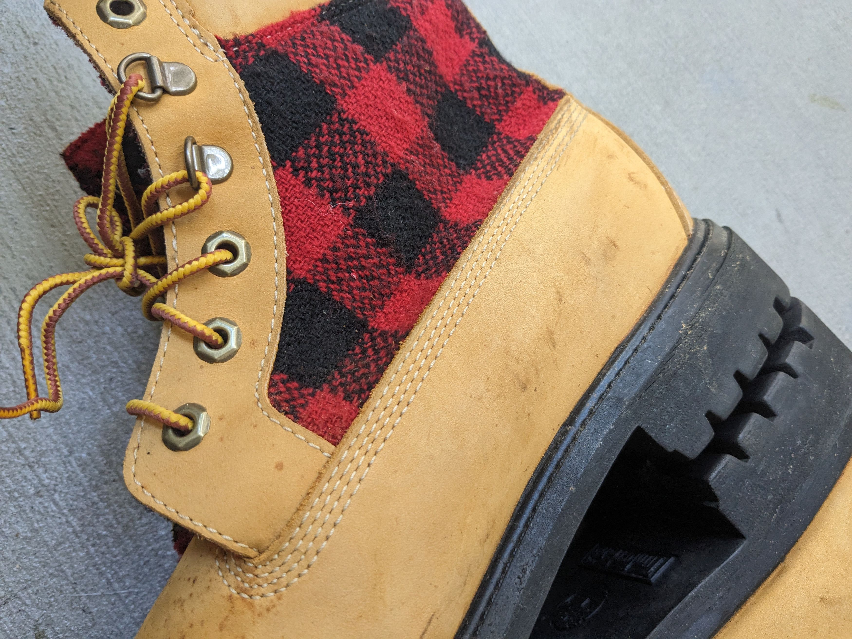Timberland Timberland Boots 12 Tan Wheat Buffalo Plaid Size US 12 / EU 45 - 17 Thumbnail